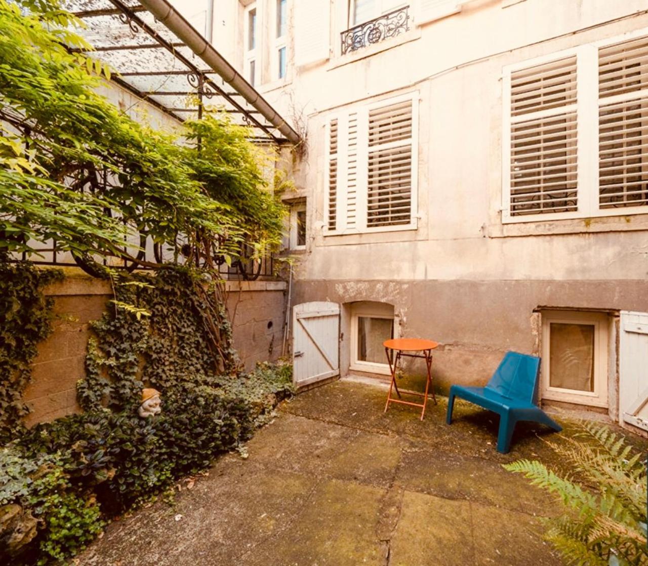 Rent Big Room With Breakfast Free In Old City Nancy Exterior foto